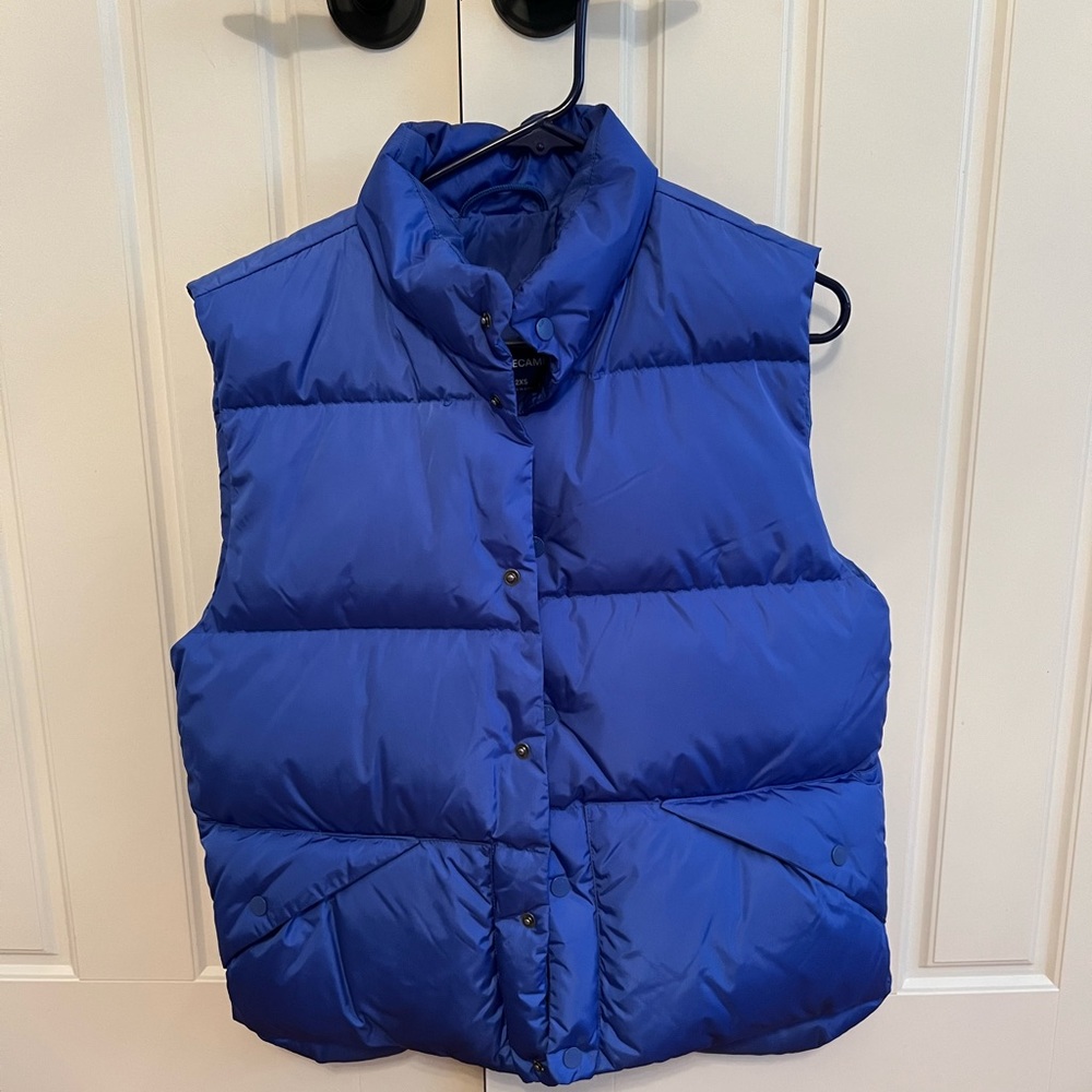 TNA vest